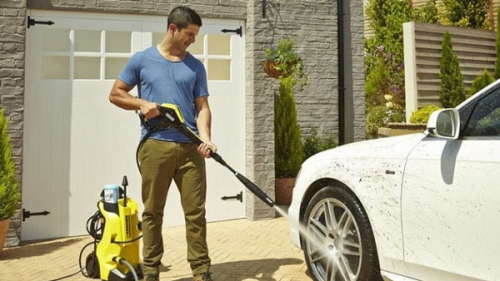 Mua máy phun xịt rửa gia đình ở đâu?