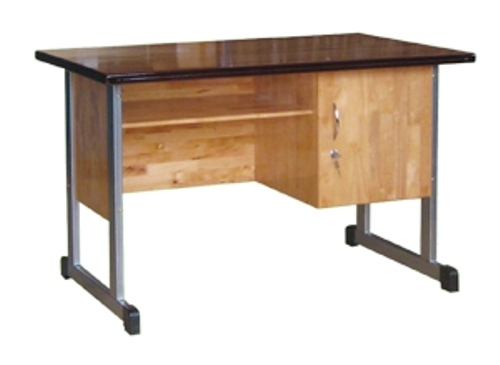 Bàn giáo viên kT 1,2m x 0,6m x0,75m
